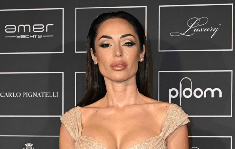 Raffaella Fico completa 38 anos: a carta emocionante da filha Pia e o abraço da família