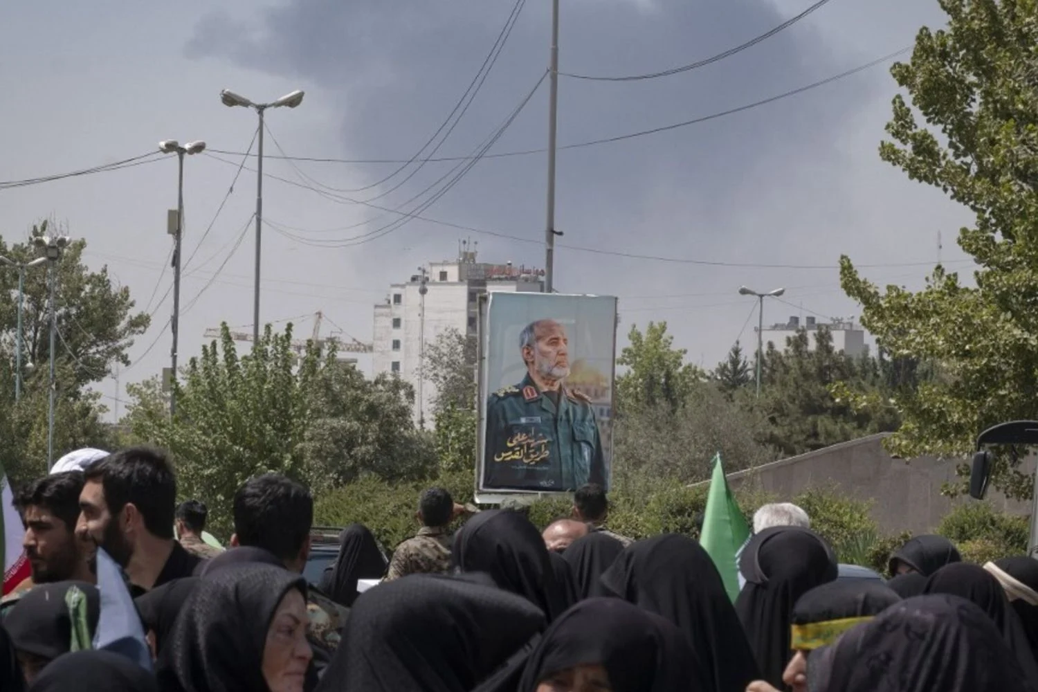 Explosões no sul do Irã matam cinco; autoridades atribuem a vazamentos de gás e negam ataques