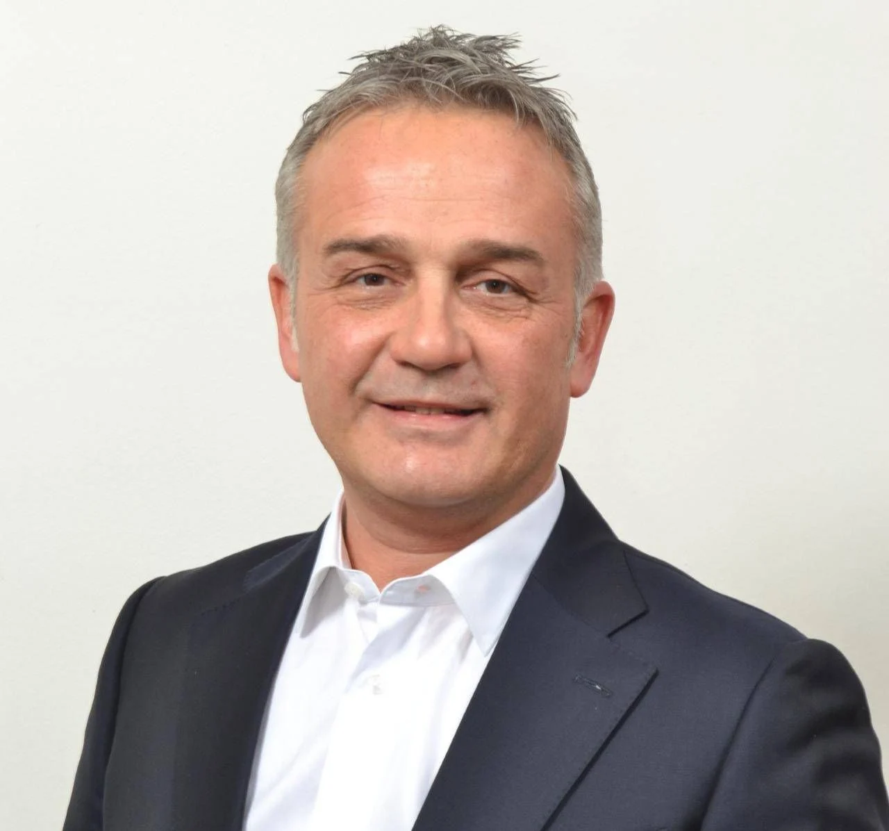 Lucio Oliveri assume a direção-geral da Direzione Lavoro em momento de expansão