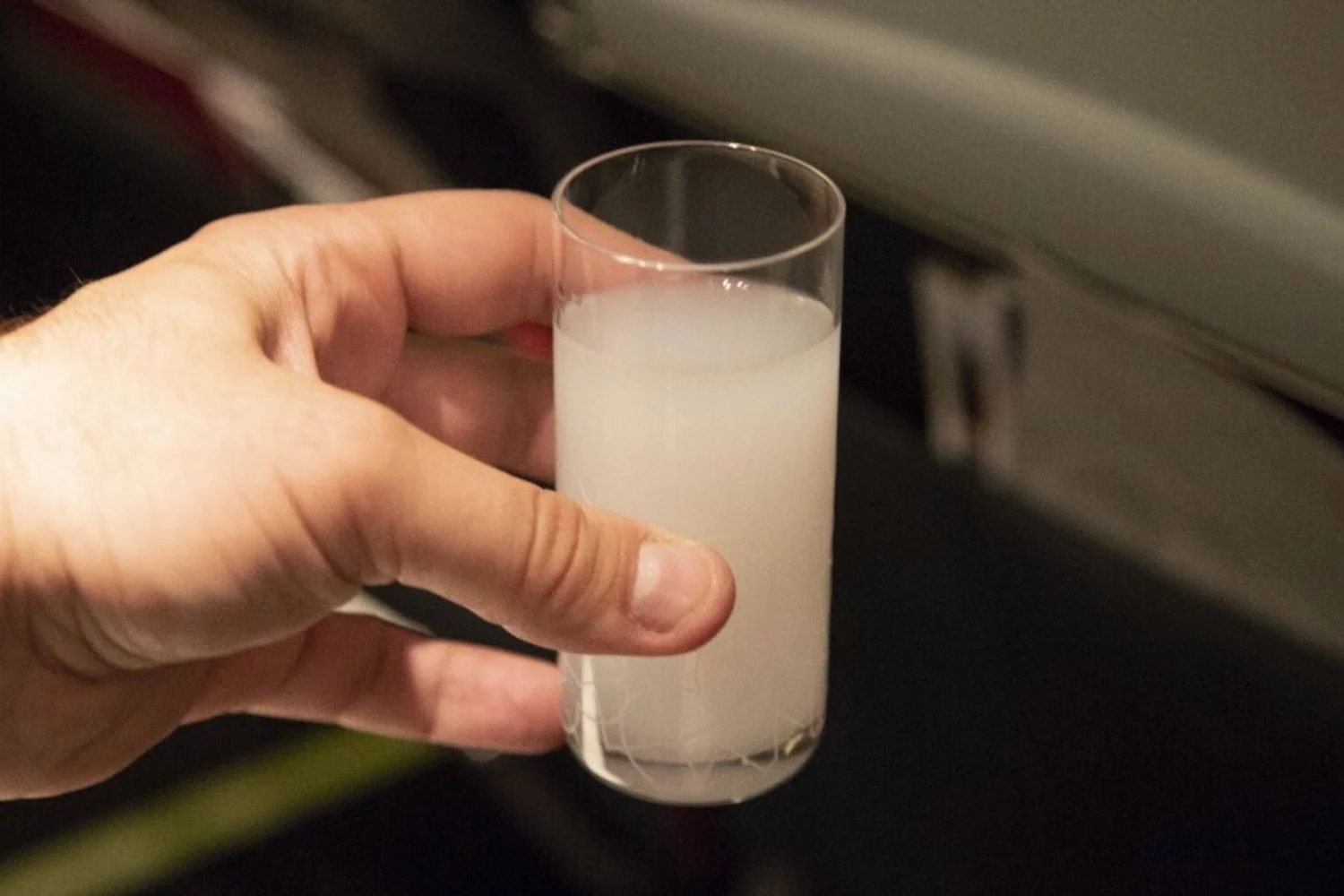 Exposição pré-natal a álcool e estresse aumenta risco de consumo em adultos, diz estudo