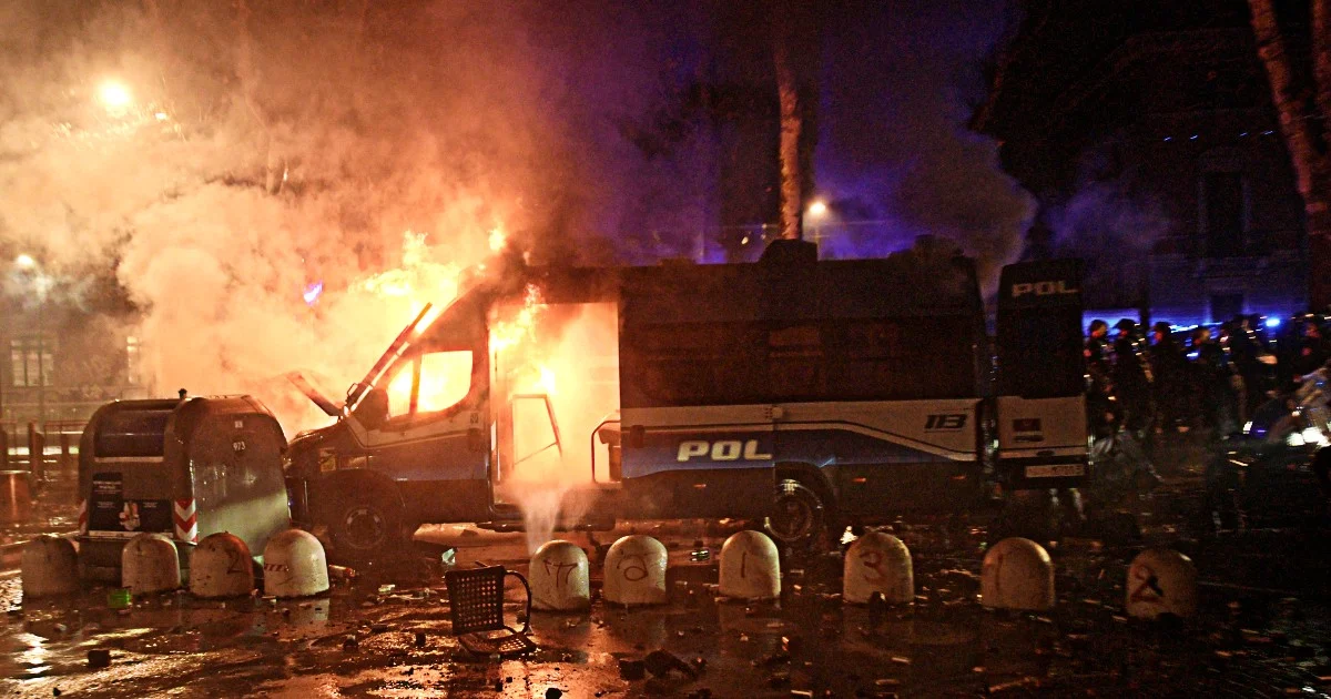 GIP de Turim descreve os confrontos de 31 de janeiro como “guerrilha urbana” organizada por grupo pró-Askatasuna