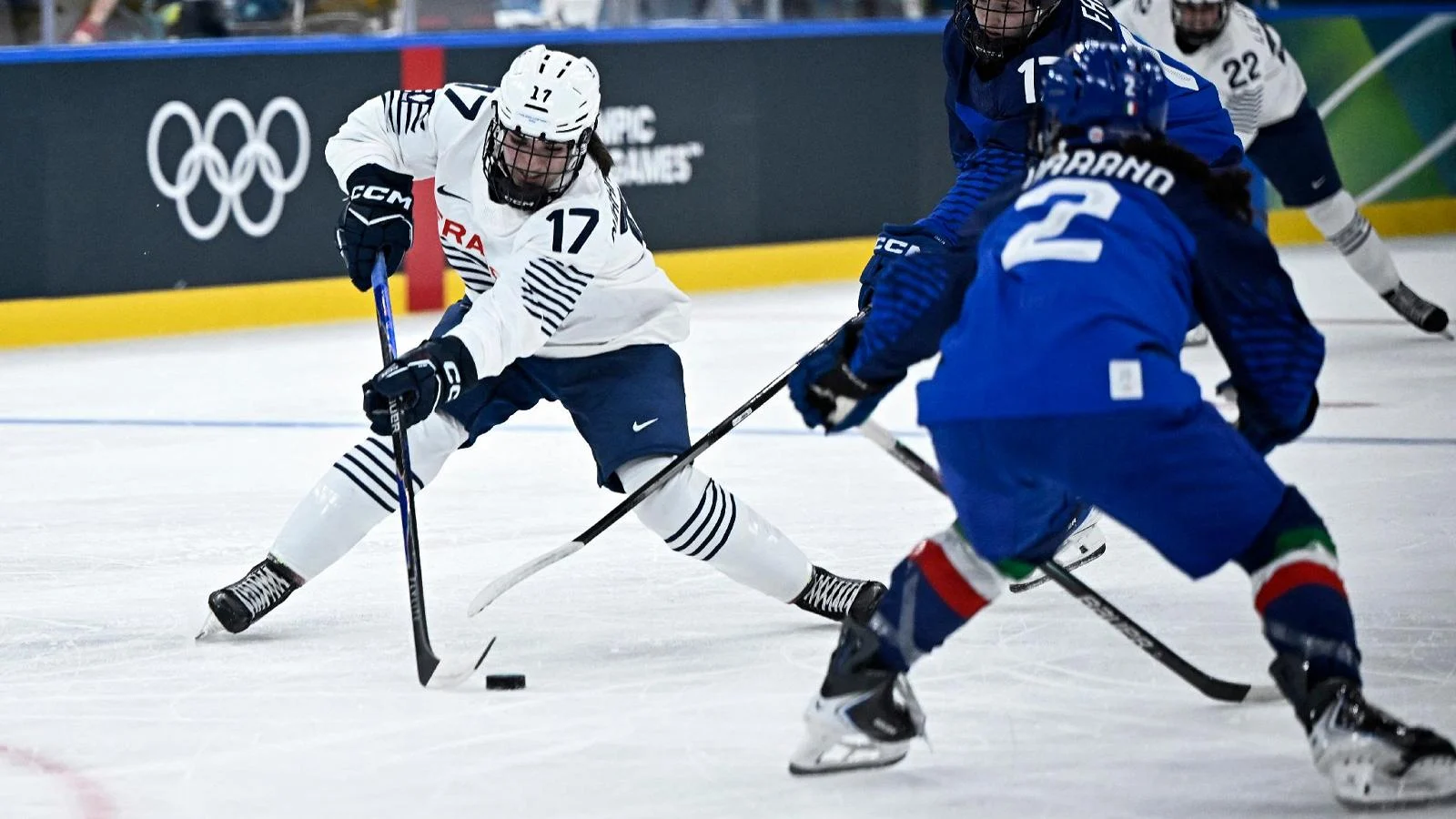 Norovírus no Villaggio Olímpico: quatro atletas finlandesas infectadas e jogo adiado em Milano-Cortina