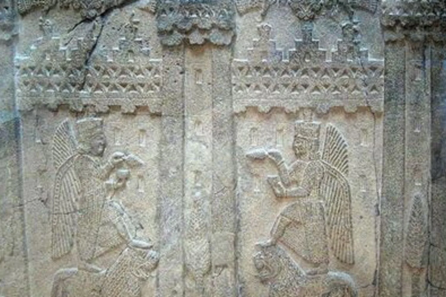 A hipótese de uma civilização perdida há 40 mil anos: pirâmides, T gigantes e um 'cosmograma' global