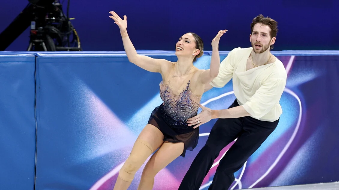 Milano-Cortina: Itália mantém-se em zona de medalha no team event da patinação artística