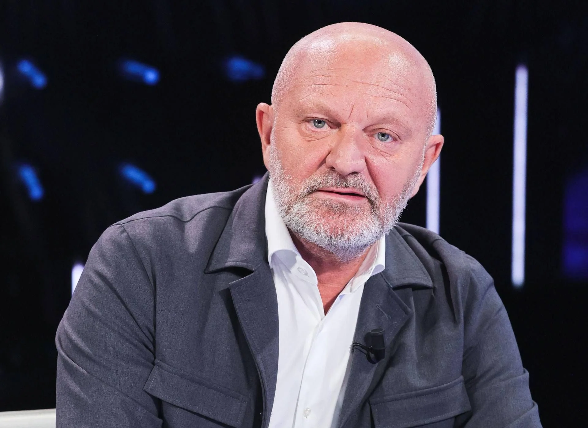 Caso Pucci em Sanremo 2026: Meloni acusa 'duplo padrão' e defende liberdade de expressão