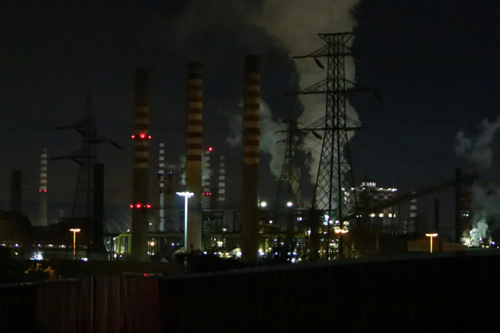 UE autoriza empréstimo ponte de €390 milhões para salvar polo siderúrgico de Taranto