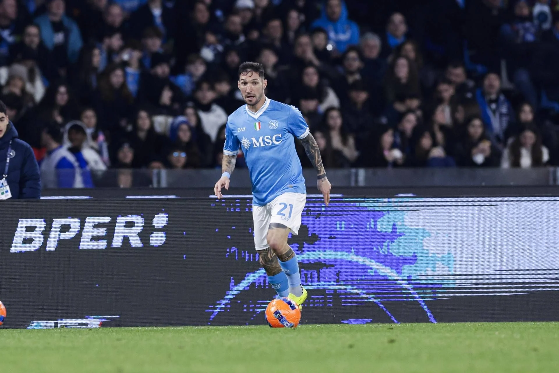 Napoli recupera Matteo Politano: reforço importante para Conte antes do confronto com o Como