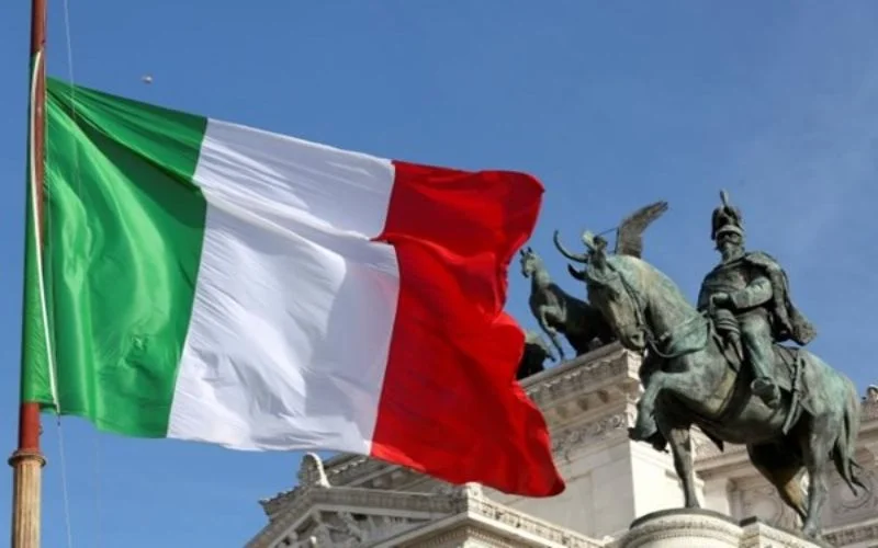 Bandeira da Itália: Significado da "Il Tricolore"