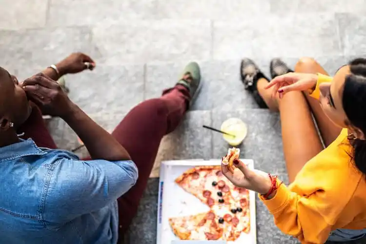 Construindo uma Rede Positiva: Dicas para Recém-Chegados na Itália