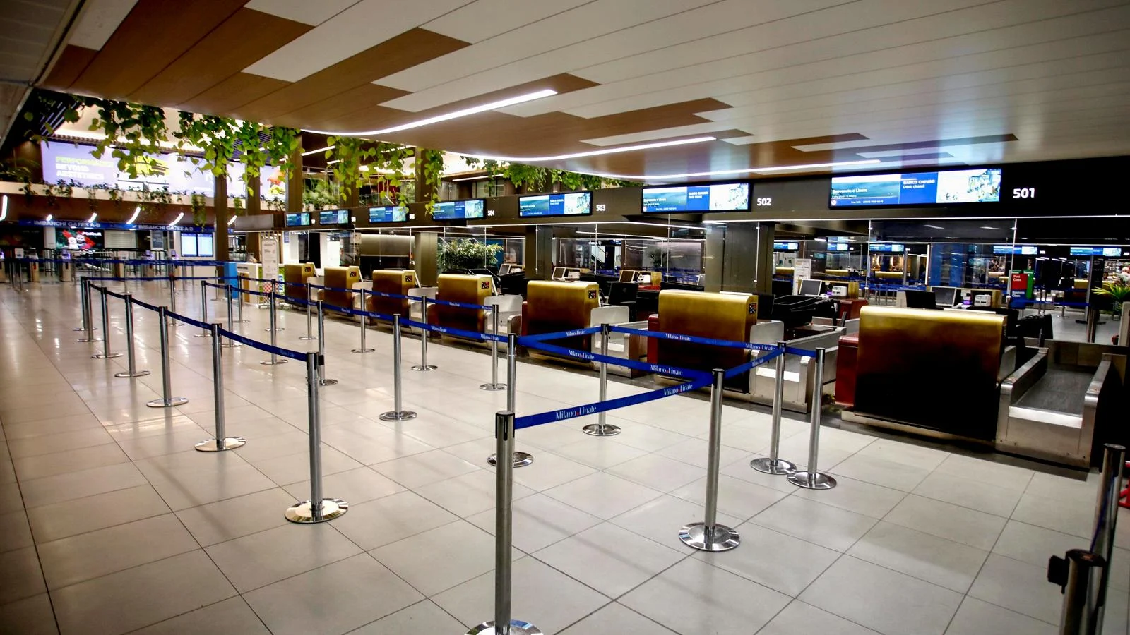 Greve do transporte aéreo adiada para 26 de fevereiro após intervenção de Salvini