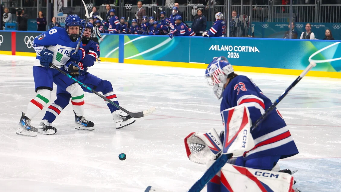 Milano Cortina 2026: Itália eliminada nos quartos do hóquei feminino após derrota por 6-0 para os EUA