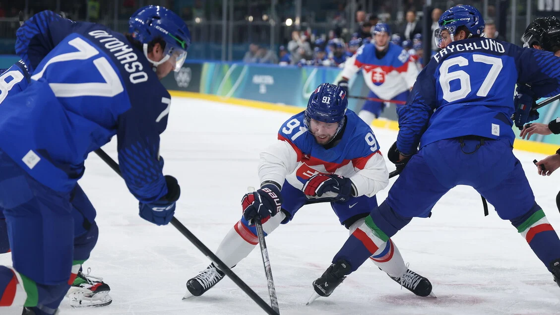 Milano-Cortina 2026: Azzurri de hóquei perdem de 3-2 para a Eslováquia e seguem sem vitórias