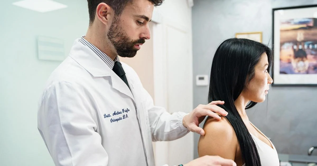 Olimpíadas despertam paixões: como evitar lesões ao transformar o sofá em pista