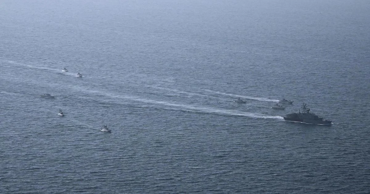 Irã e EUA em nova rodada de negociações nucleares em Genebra; Khamenei responde a ameaças e paralelamente há manobras navais com Rússia e China