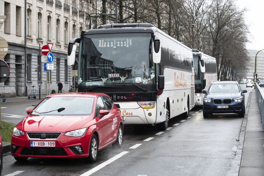 Comissão Europeia endossa Città 30: limite de 30 km/h é a medida com maior impacto para reduzir mortes nas estradas