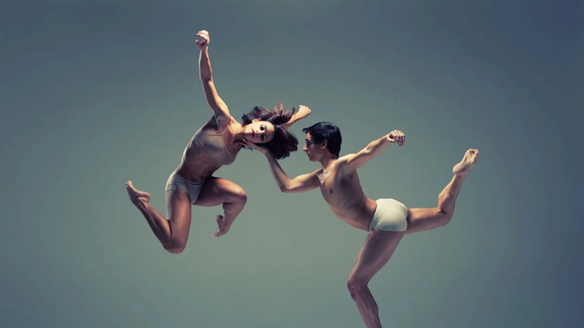 Il circo della danza volta ao Auditorium San Marco em Milão: um Carnaval de ritmos globais