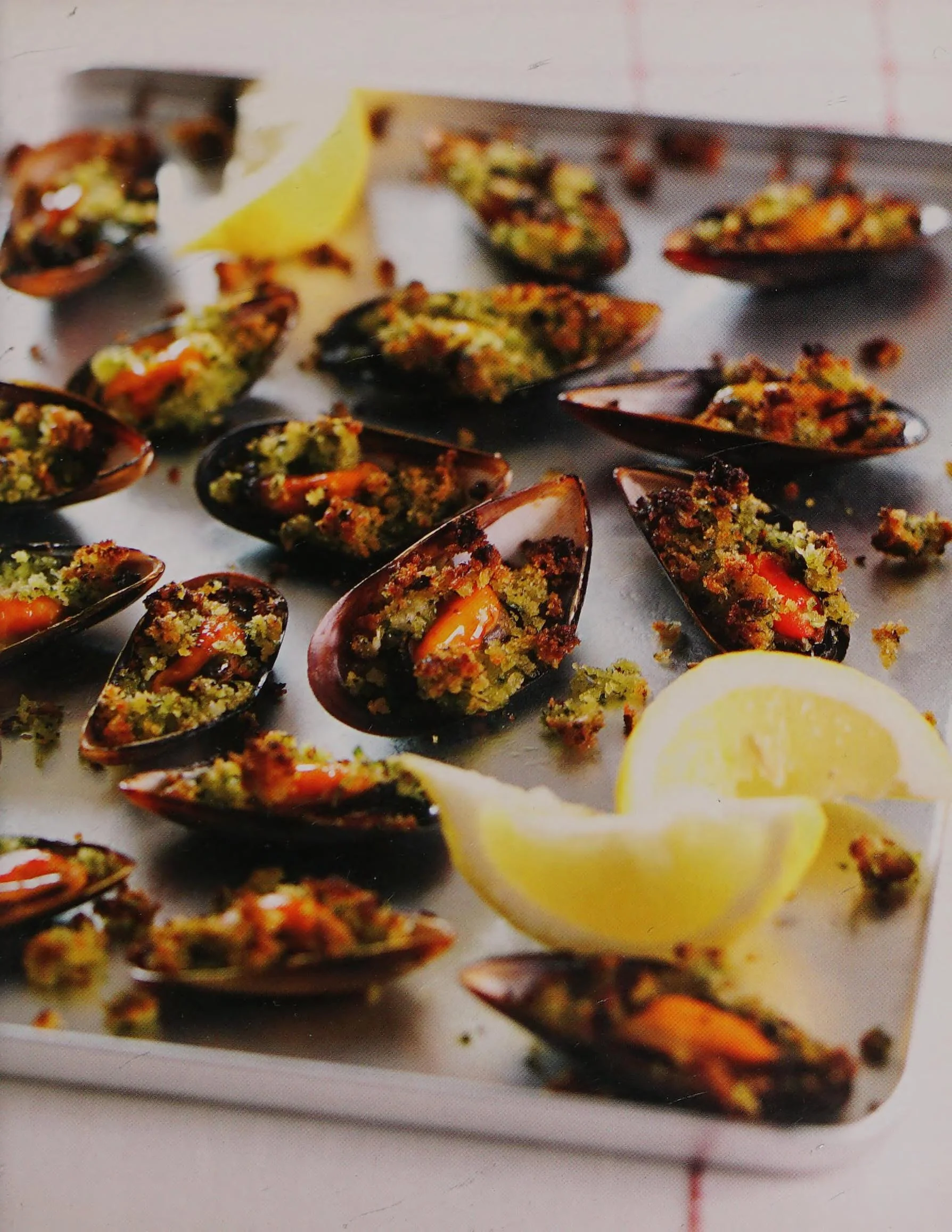 Receita de Mexilhões com rúcula e alho