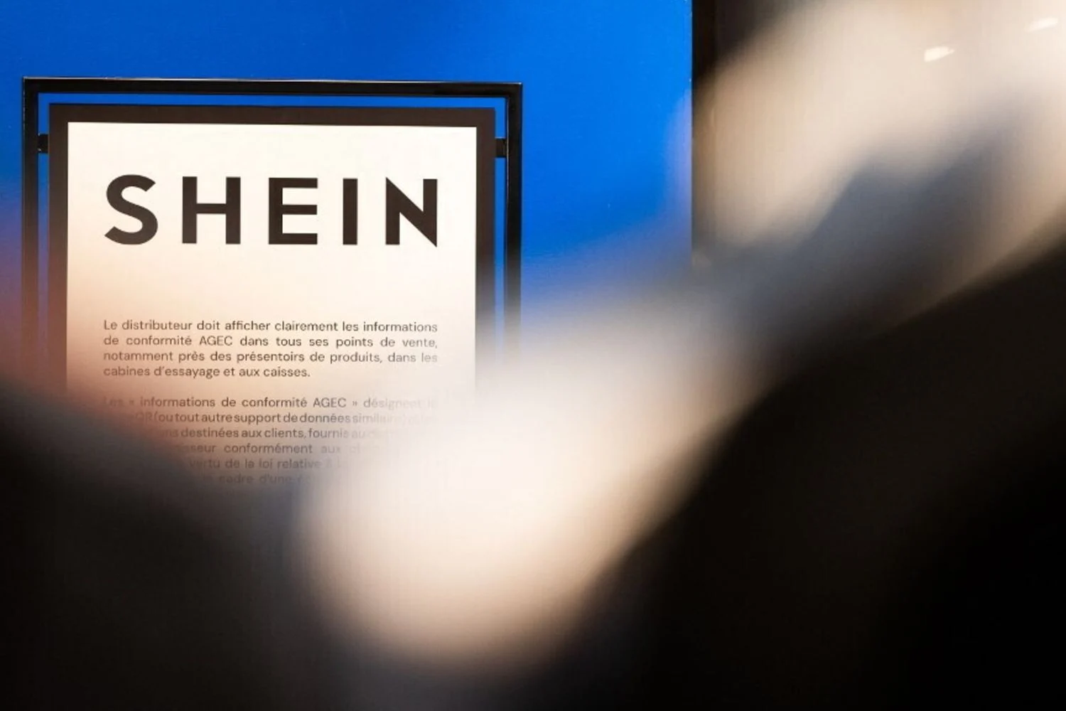 UE abre investigação formal contra Shein por possíveis violações do DSA e venda de produtos ilegais