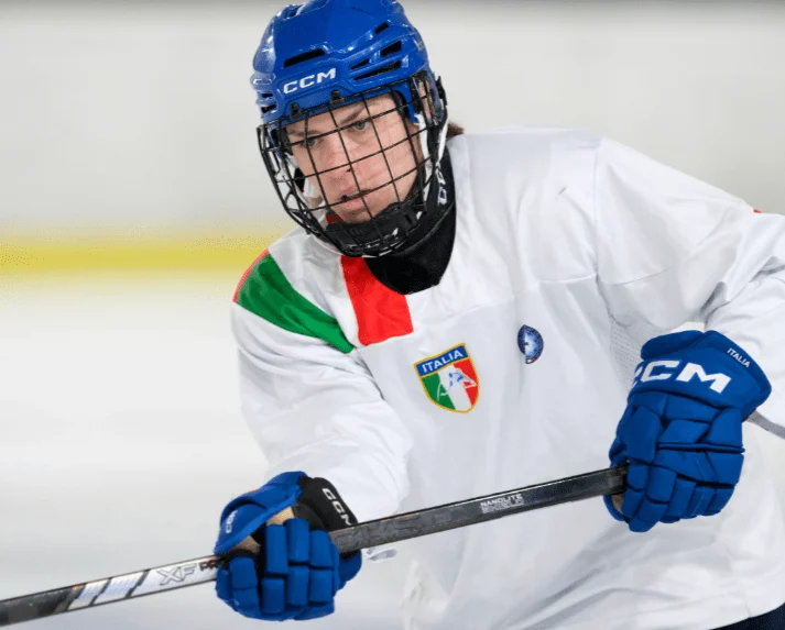 Milano‑Cortina 2026 — Stocker (ItalHockey): rituais, caffè macchiato e “Mundiais? Agora temos um belo alvo”