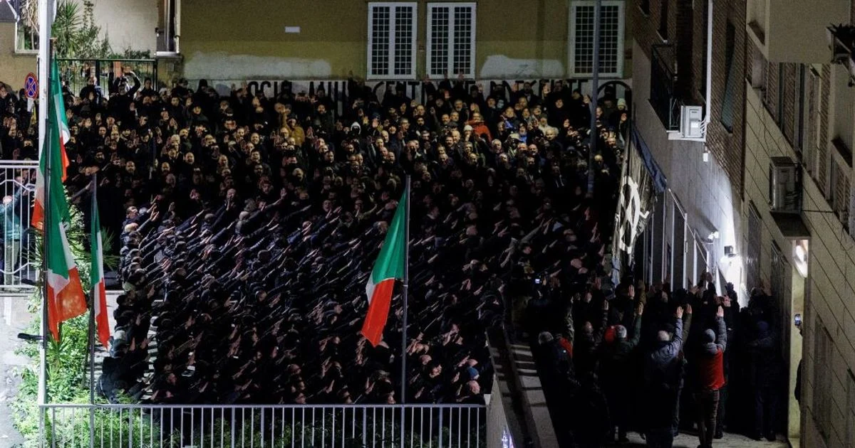 GUP de Roma absolve cerca de 30 militantes da CasaPound por saudações em Acca Larentia