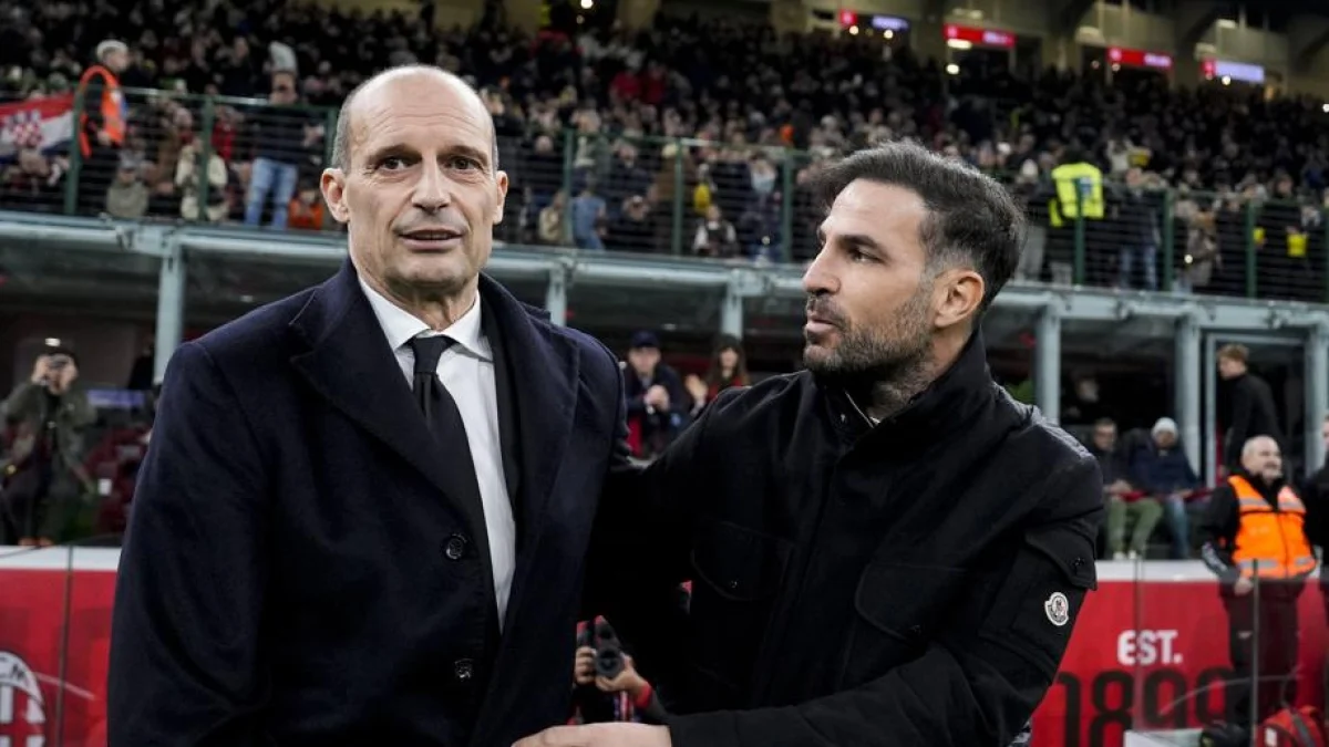 Allegri e Fabregas se enfrentam em San Siro: tensão após empurrão a Saelemaekers