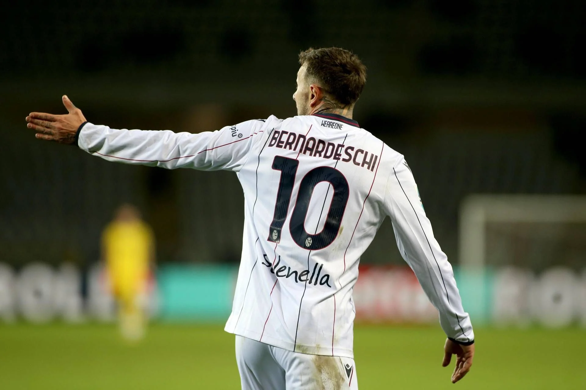 Bernardeschi decide: Bologna vence Udinese por 1-0 e sobe ao 8º lugar