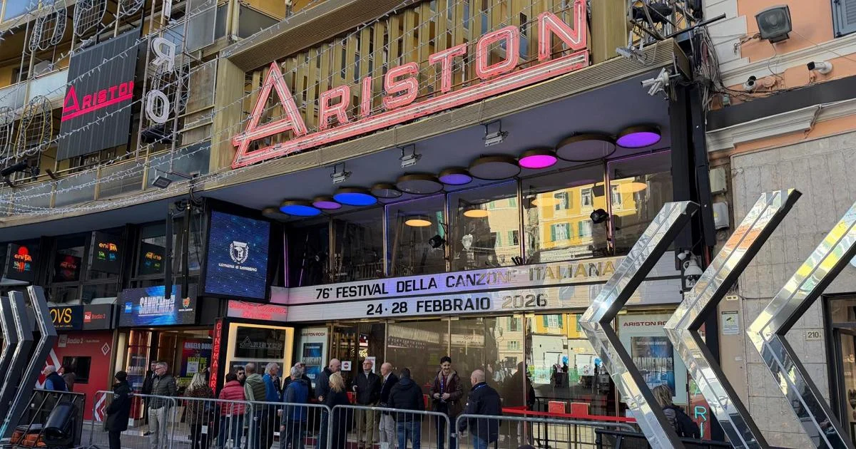 Sanremo 2026: a noite das Covers no Ariston — elenco completo de duetos e como vai funcionar a votação