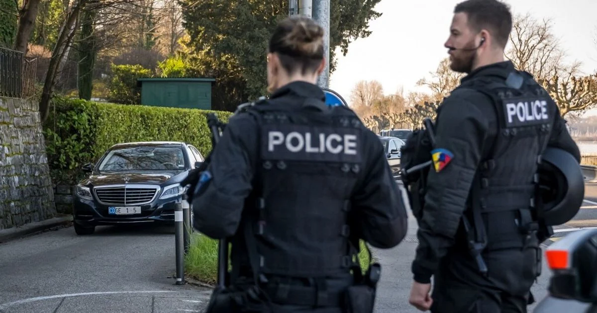 Impasse em Genebra: EUA e Irã travam negociações nucleares mediadas pelo Omã