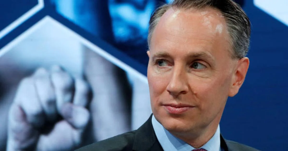 AXA acelera em 2025: prêmios a €116 bi, lucro operacional subjacente €8,4 bi e robustez de Solvency II