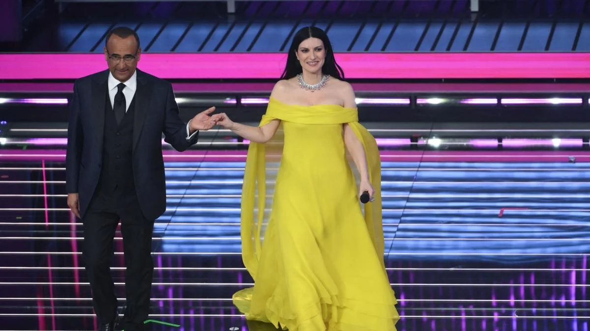 Por que não aproveitam mais Laura Pausini em Sanremo 2026? O talento subutilizado do Ariston