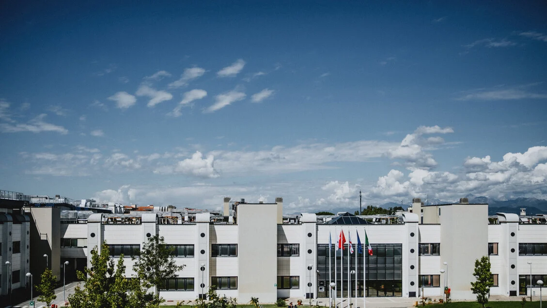 Doença rara: mulher com hipercolesterolemia genética consegue ser mãe em Pisa