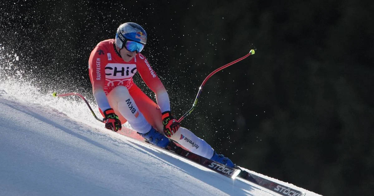 Marco Odermatt domina a Garmisch e assegura virtualmente a Copa de Descidas