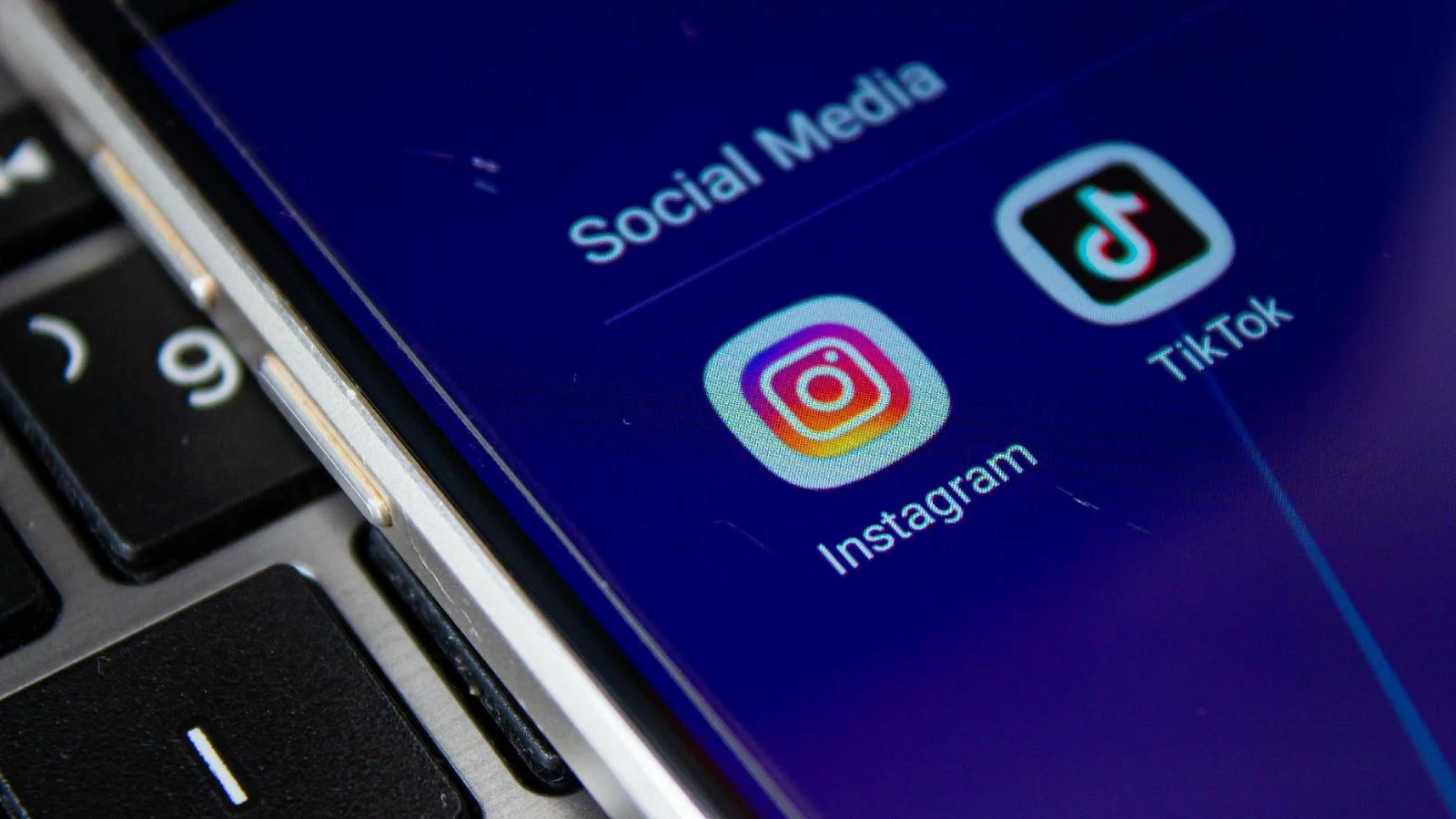 Instagram vai avisar pais quando adolescentes buscarem termos sobre suicídio ou autolesão