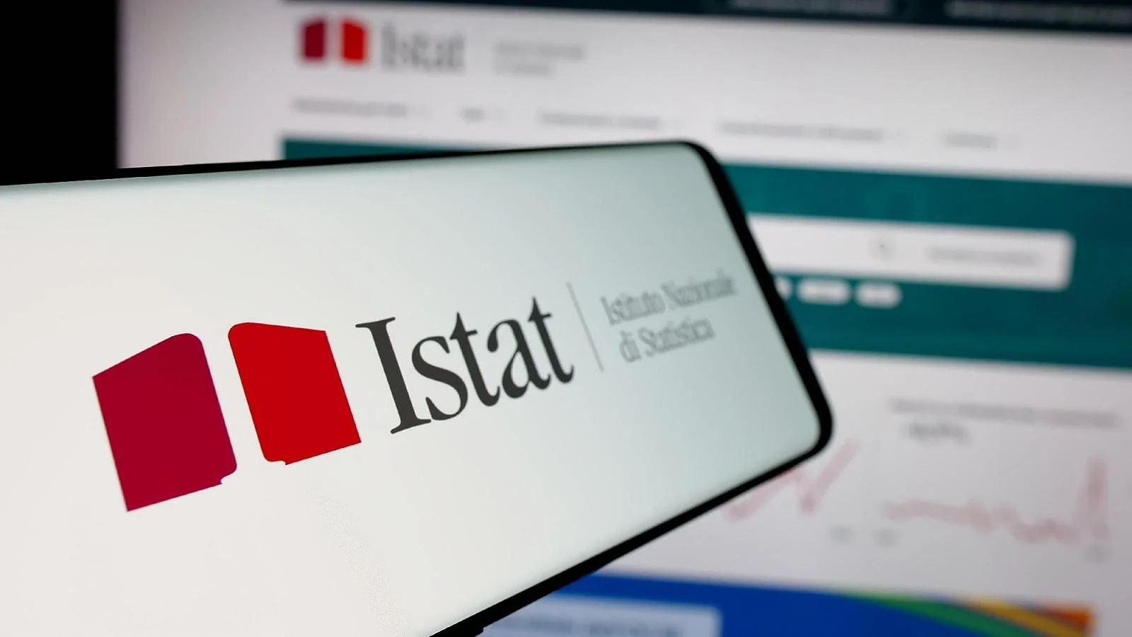 Itália desacelera em 2025: crescimento baixo, mais impostos e dívida em alta