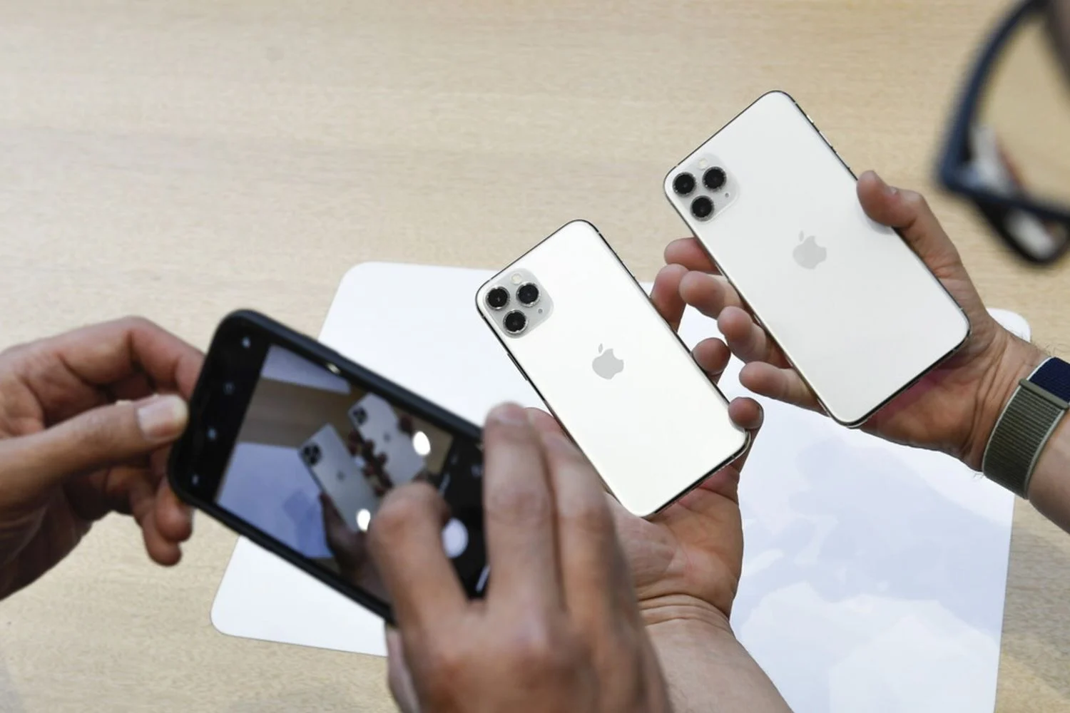 Alerta Coruna: o kit de 23 exploits que esvazia wallets em iPhones antigos