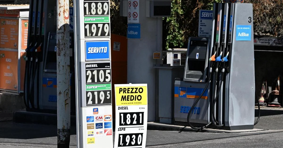 Aumento dos combustíveis: diesel chega a €2,50 nas autoestradas e surgem acusações de especulação