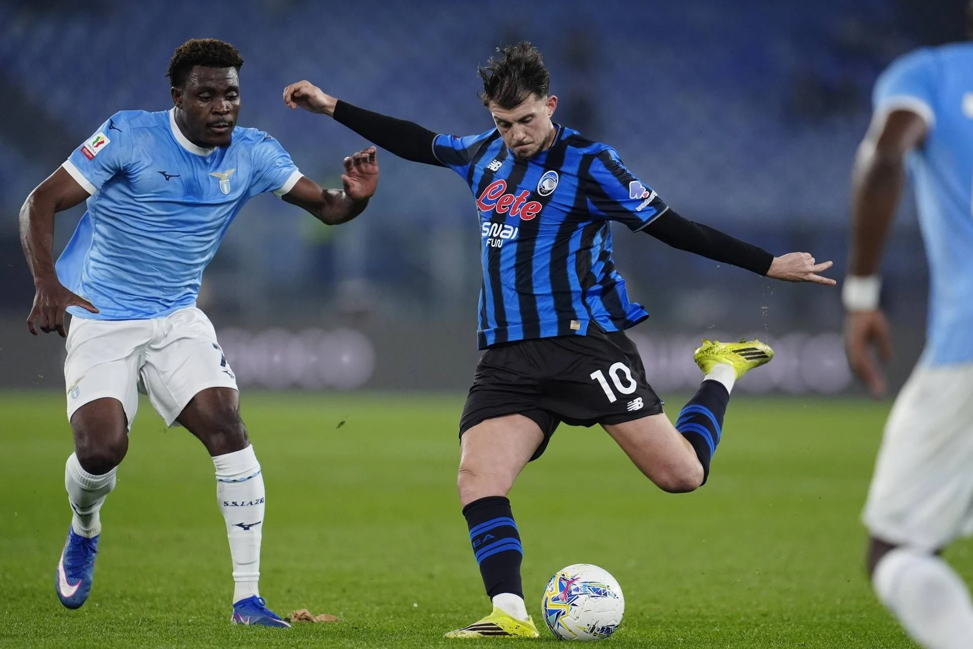 Coppa Italia: Lazio e Atalanta empatam 2-2 no Olímpico; Musah evita derrota nos acréscimos