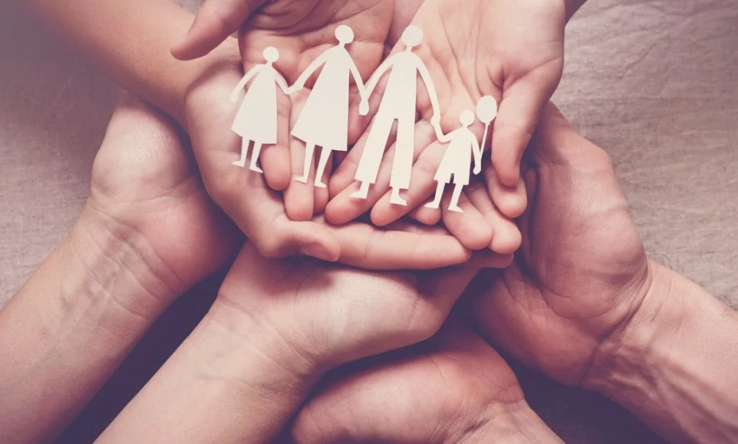 Reagrupamento Familiar na Itália: Quem Pode Ser Incluído e Como Solicitar