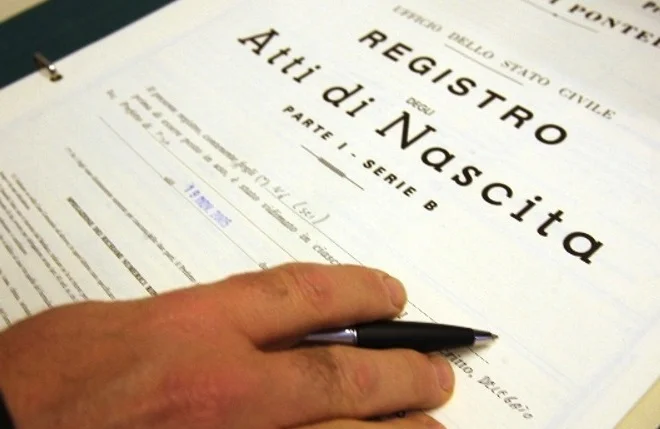 Cidadania e Registro: O Papel do Gabinete DGIT na Itália e em Consulados