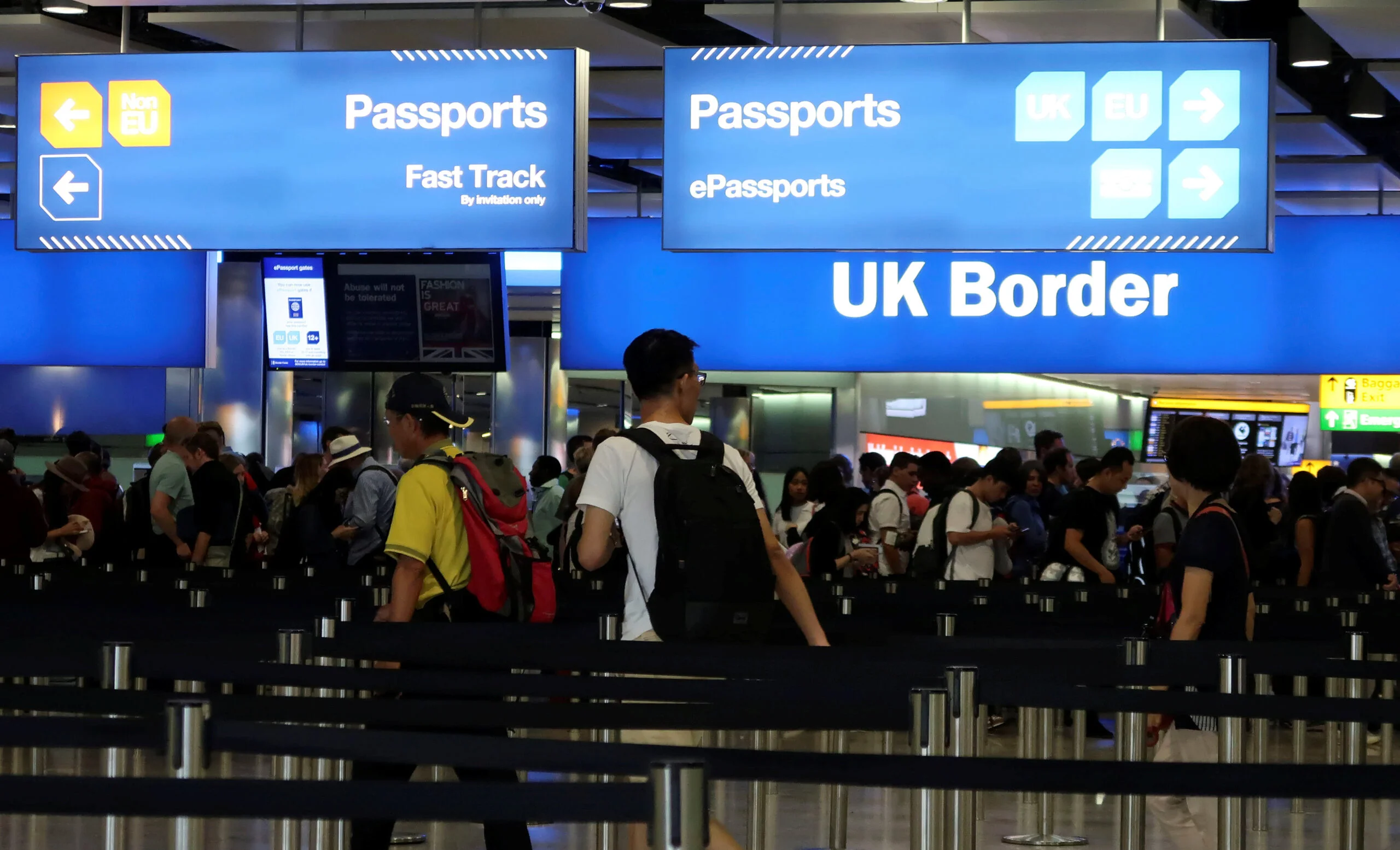 Aeroporto de Heathrow: Seu Voo Foi Afetado? Saiba Como Solicitar Assistência e Reembolso