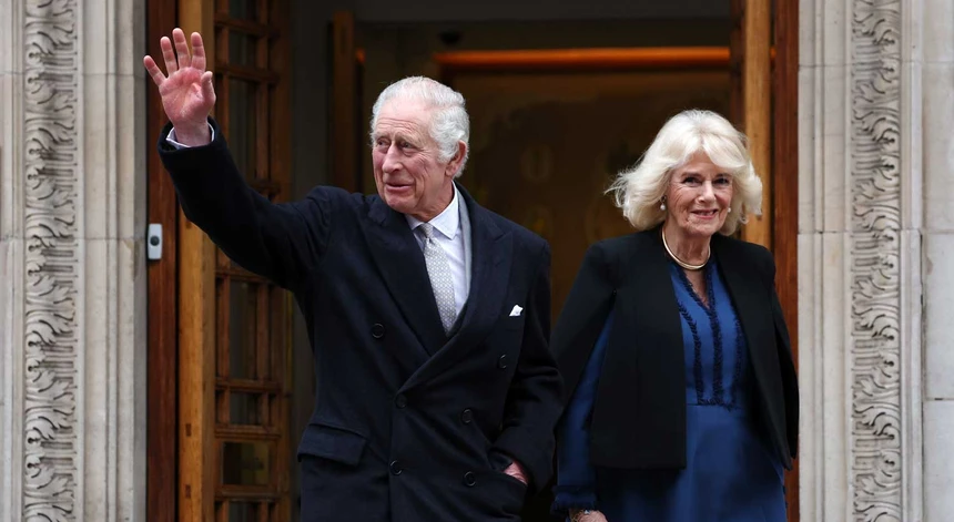 Monarcas Britânicos em Roma: O Rei Carlos e Camila Celebram Aniversário e Visitam o Quirinale