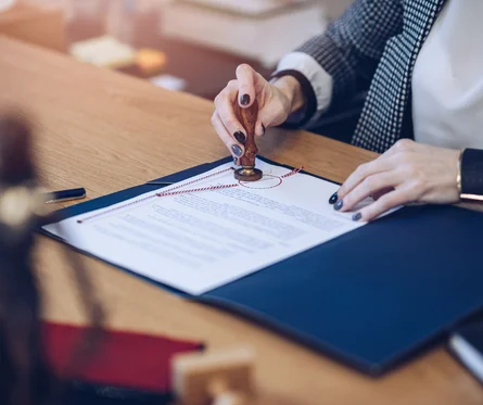 Entenda a Apostila e Legalização de Documentos na Itália