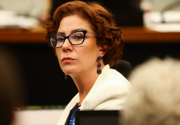 Presa na Itália, Zambelli Chama Moraes de Ditador em Carta ao Brasil