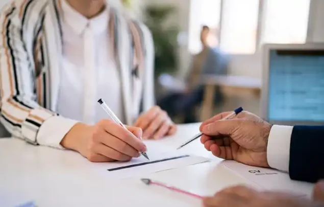 Demissão na Itália: Direitos, Prazos e Como funciona o Pré-aviso