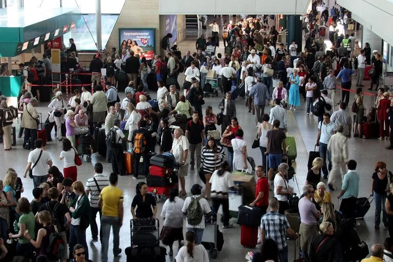Greve do transporte aéreo: paralisação de 4 horas na quarta-feira, das 13h às 17h