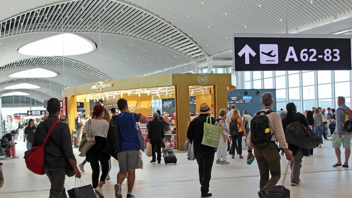 Fiumicino ultrapassa 50 milhões de passageiros em 2025 pela primeira vez — recorde histórico no Leonardo da Vinci