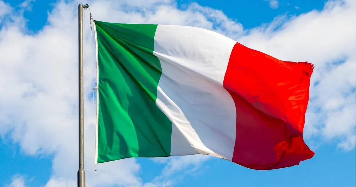 Decreto presidencial determina omissão do "Sì" no Inno di Mameli em cerimônias militares