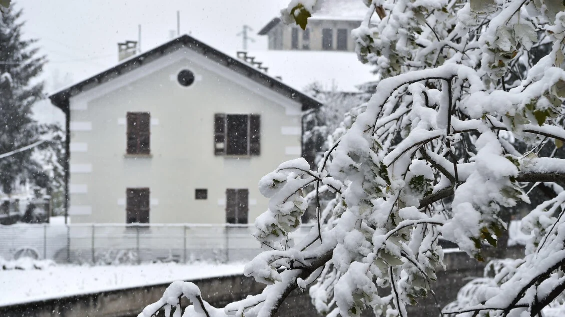 Itália enfrenta mau tempo com chuva, vento e neve até o Natal