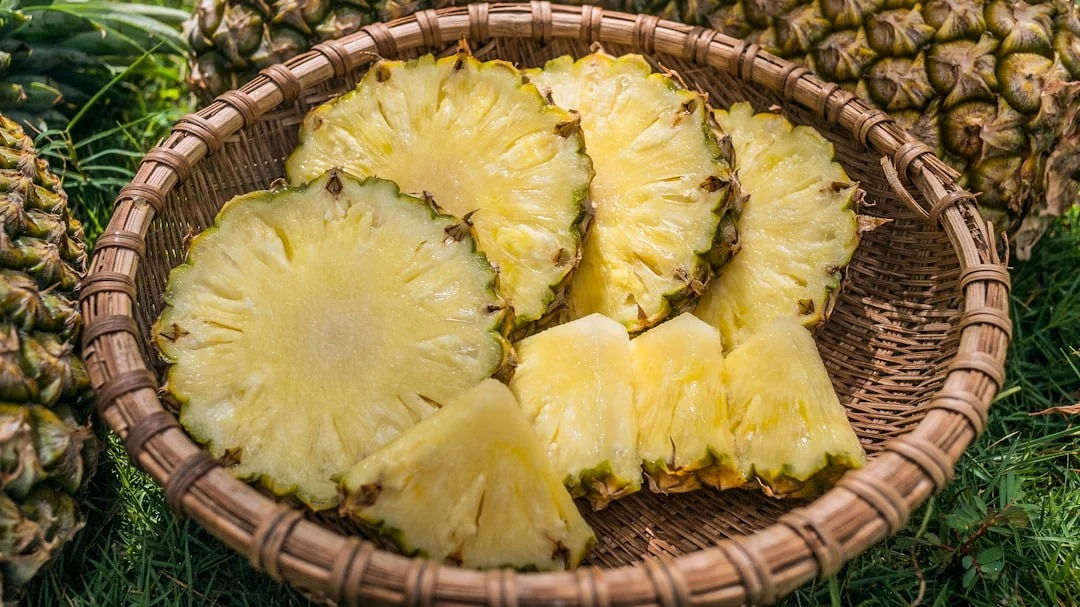 Bromelina: benefícios do enzima extraído do caule do abacaxi e como usar