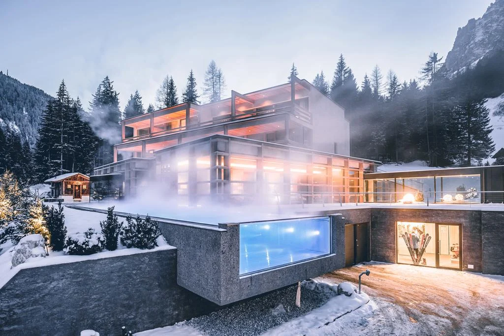 Hotel Cristallo Alta Badia: Luxo e conforto no coração das Dolomitas